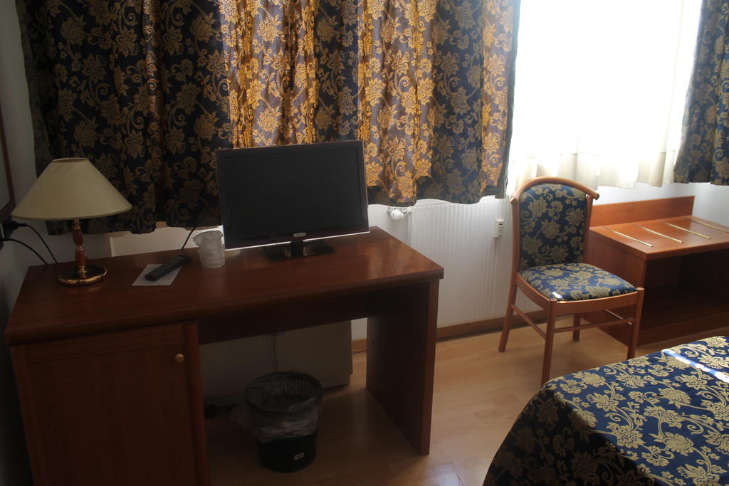 Albergo Vittoria Ovada Zimmer foto